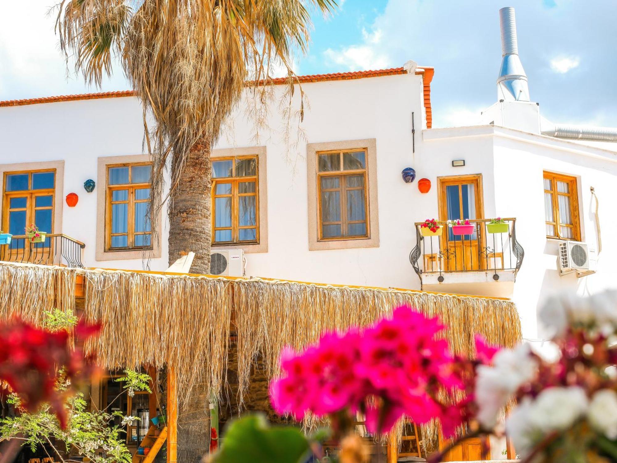 Cesme Puerhayal Pansiyon Kültér fotó